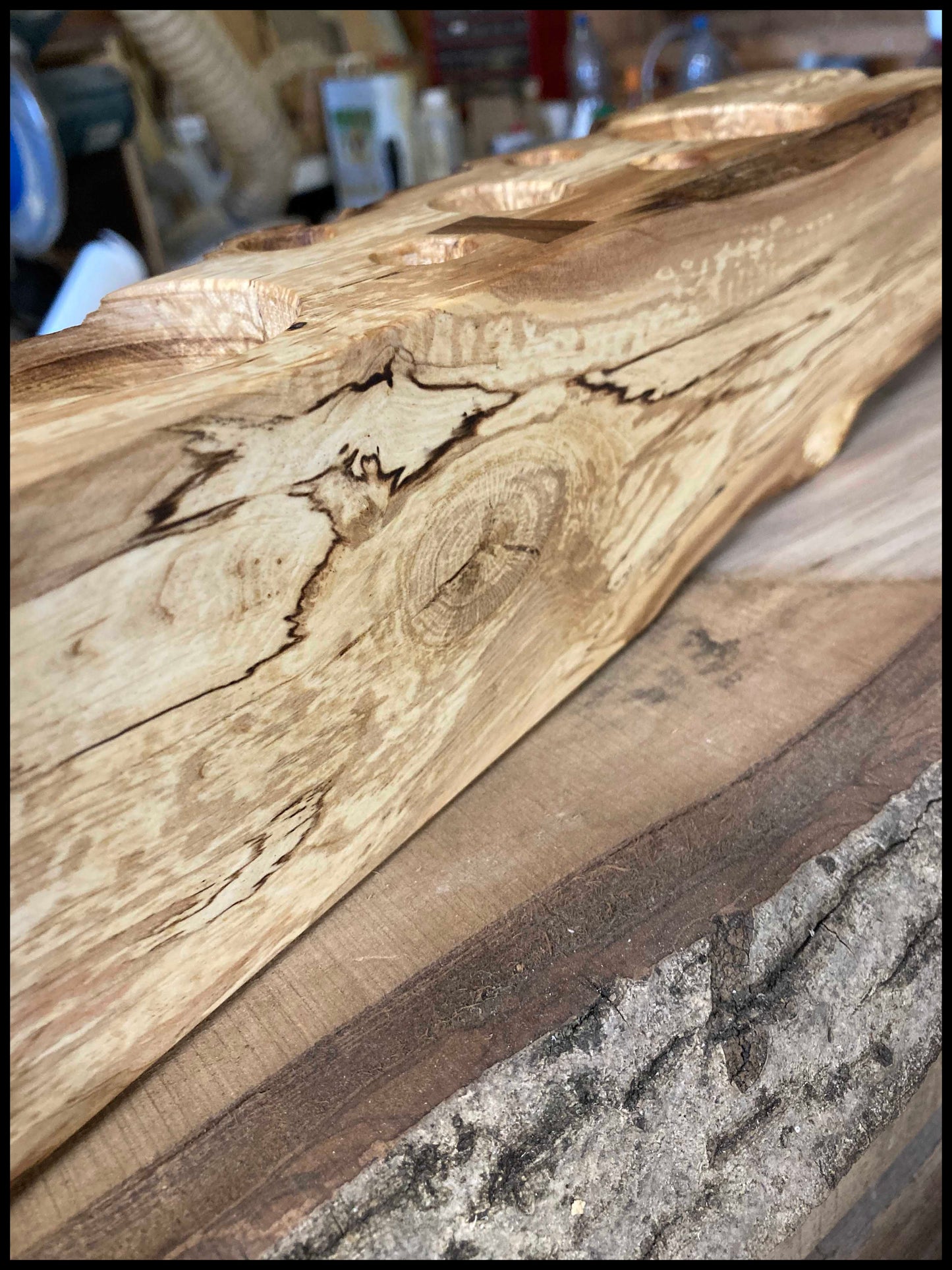 Solid thuja wood desk organizer: a desk Thurganizer