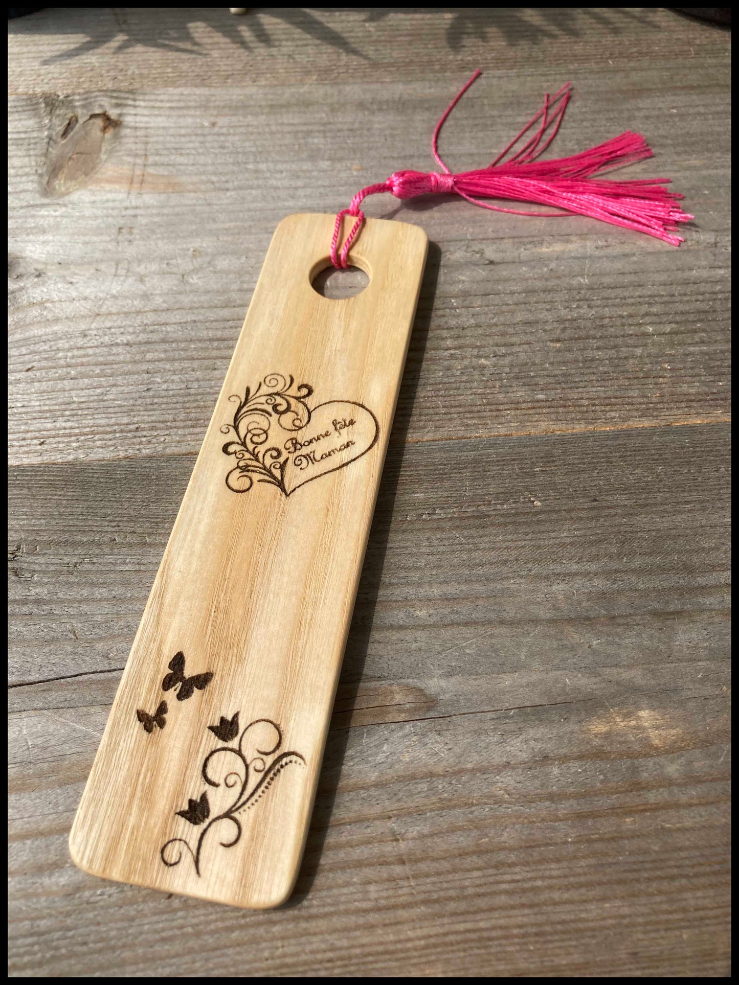 Ash wood bookmark, make your choice for this simple and soothing object!