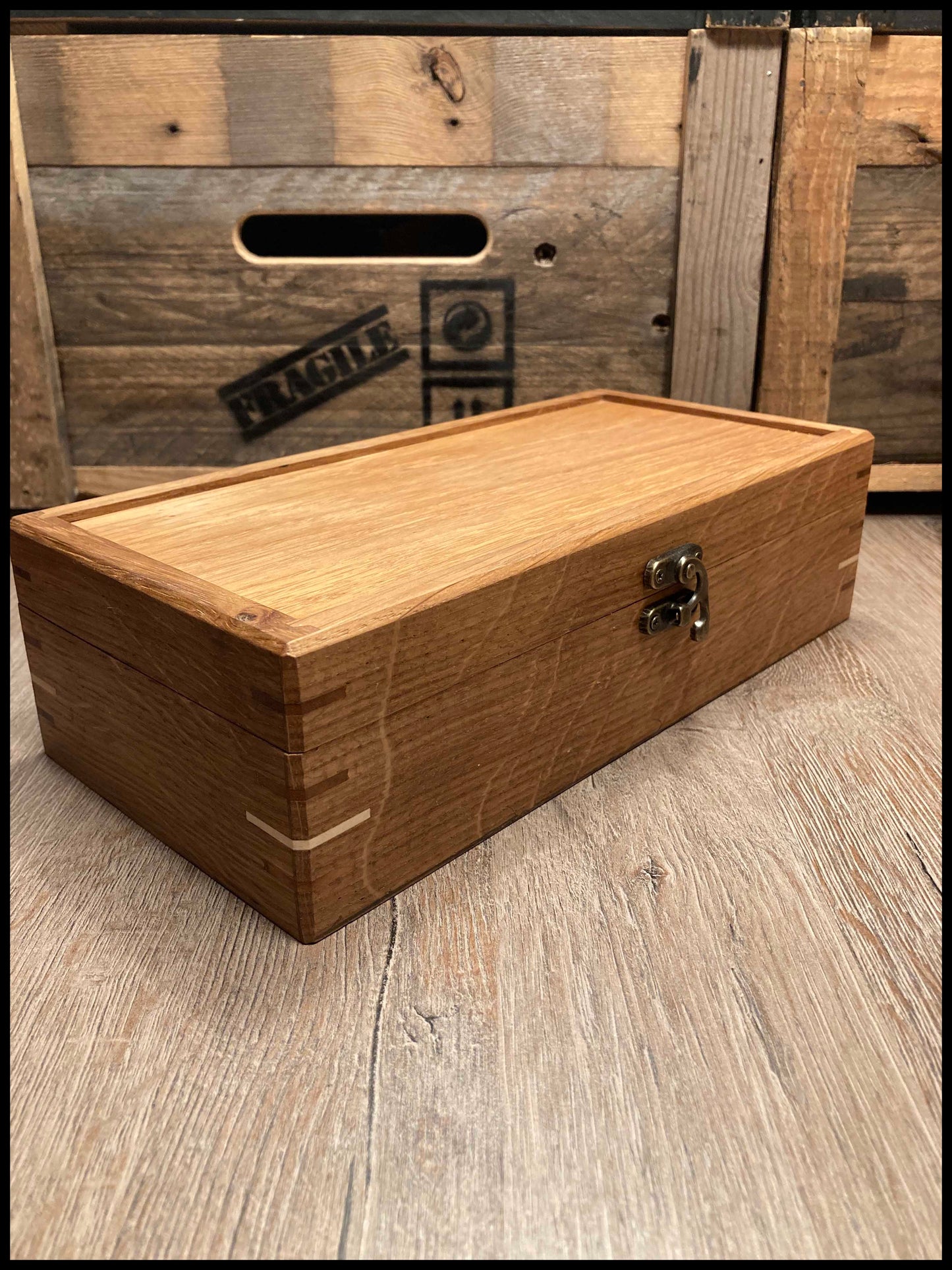 Jewelry box in solid ash and apple wood: La Pomme frênette