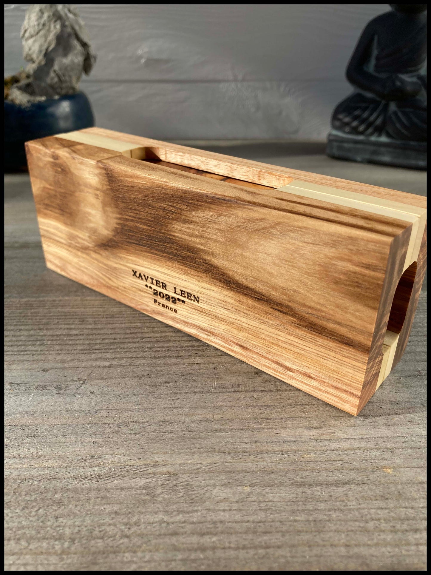 Jewelry box in solid ash and apple wood: La Pomme frênette