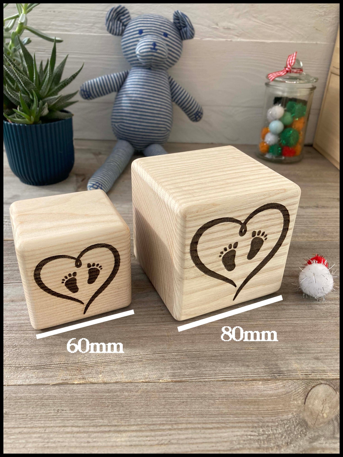 Cube de naissance en bois de frêne massif: le Néocube 60mm