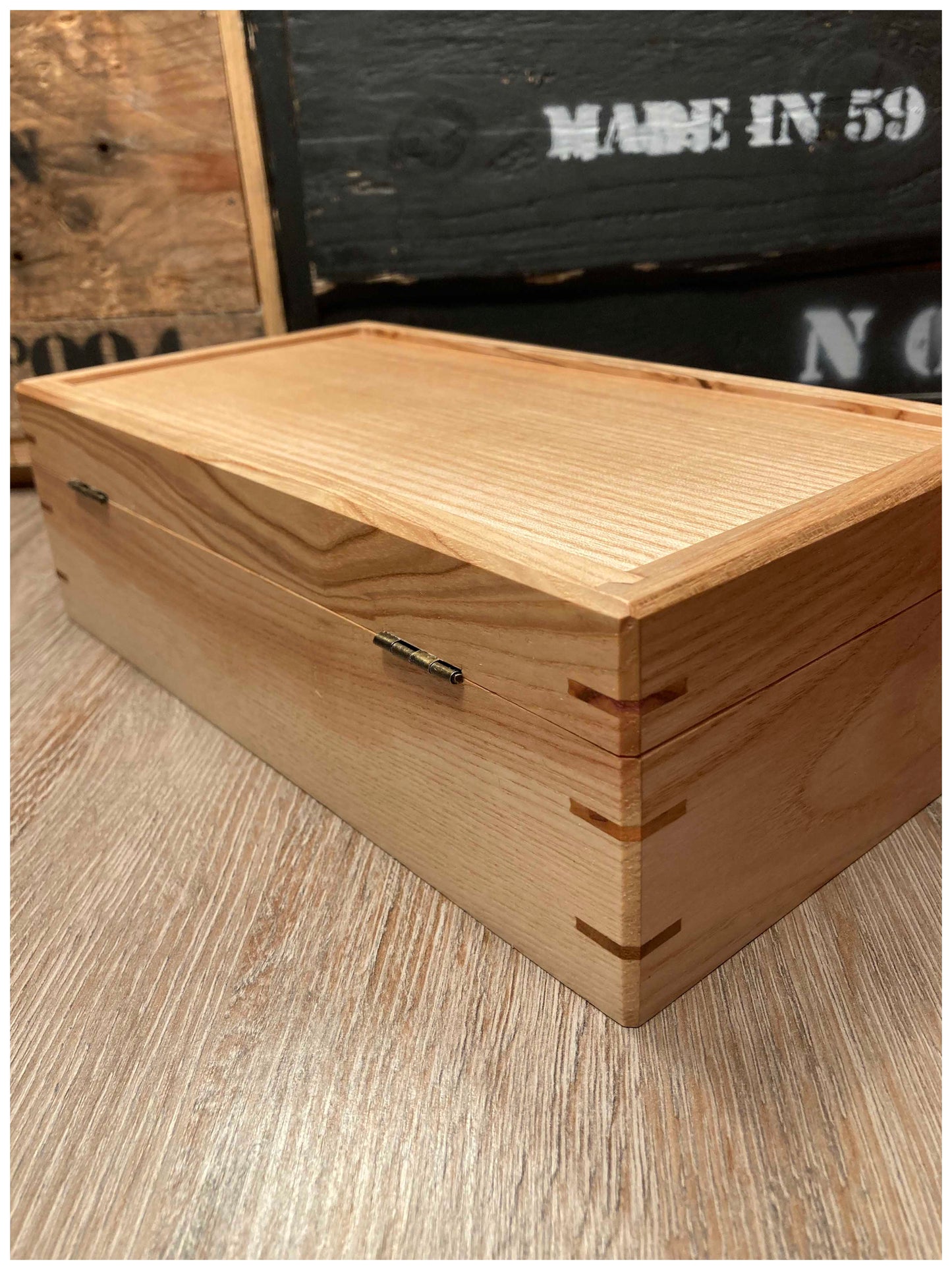 cadeau original en bois pour montres précieuses fait dans le Nord de la France