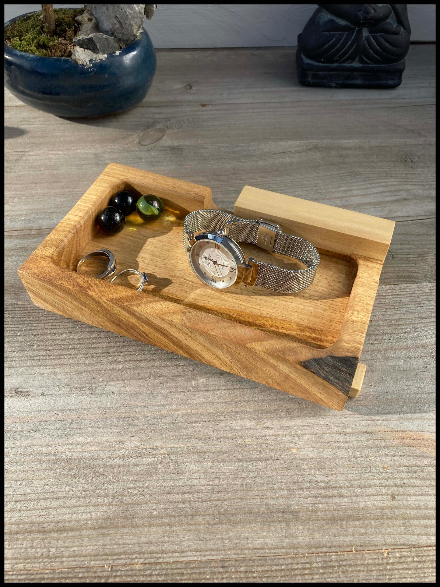 Pocket tray in solid ash and holly wood: Le Frênhoupoche