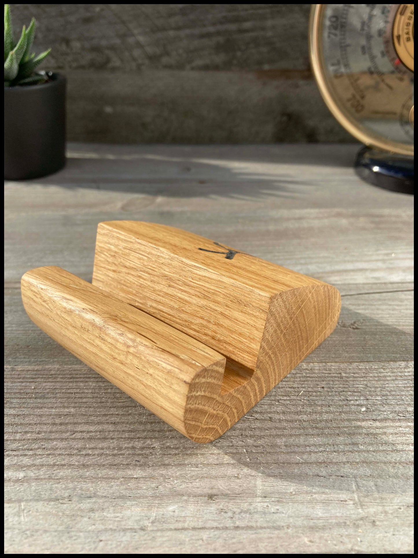 Telephone stand in solid oak wood: a Télénchêne