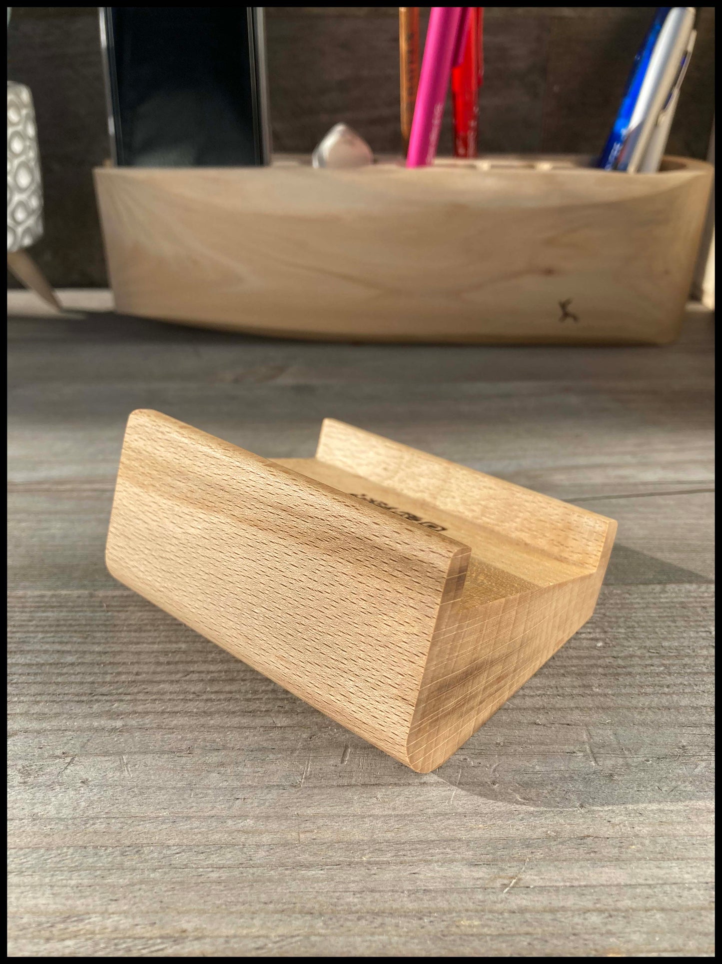 Card holder in solid beech wood: the Carthêtre