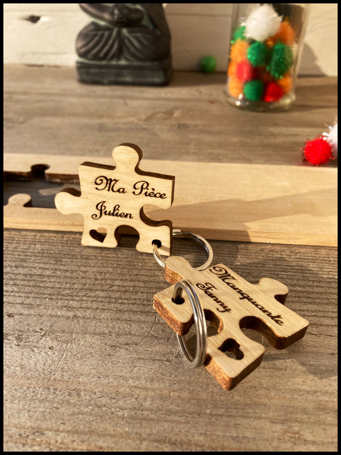 Porte-clés double en bois massif de charme: les puzzles de charme pers